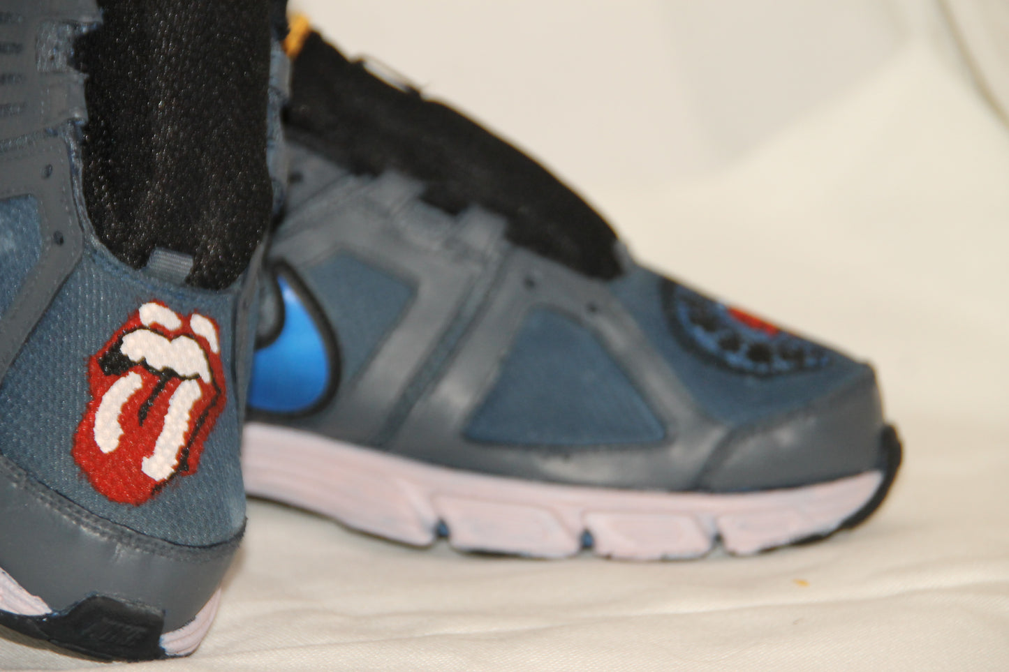 Navy Blue Shoes: A Bold Fusion of Classic and Contemporary Style with a Sustainable Twist